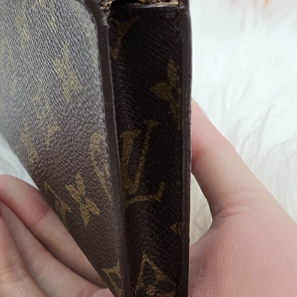 Louis Vuitton Monogram Toiletry Pouch 17 - Picture 7 of 17